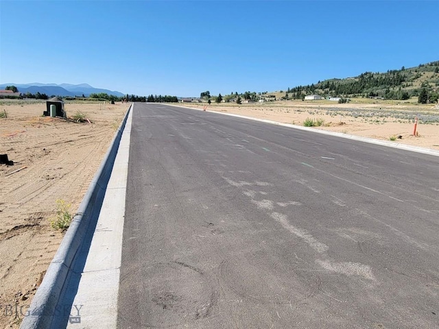 Listing photo 3 for LOT22 Avon Cir, Butte MT 59701