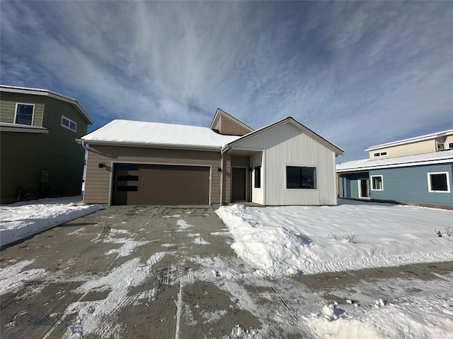 view of front of house featuring a garage