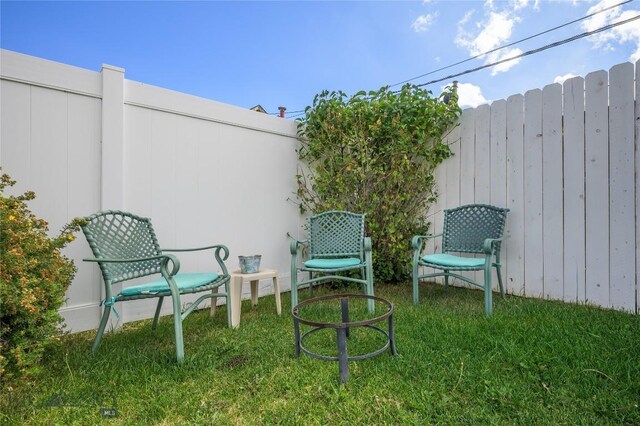 413 E 4th St, Anaconda, MT 59711 - view of patio