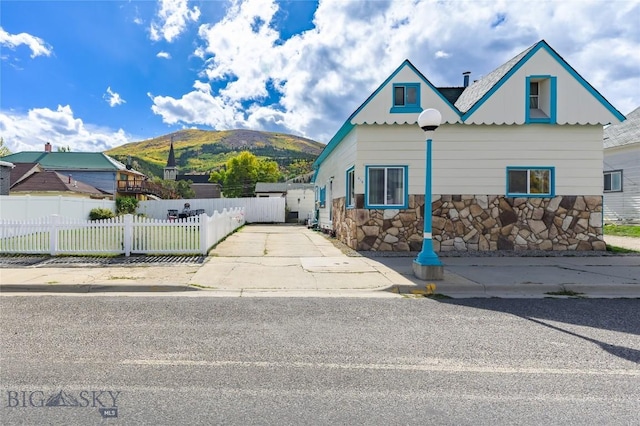 413 E 4th St, Anaconda, MT 59711 - view of front of property featuring a mountain view