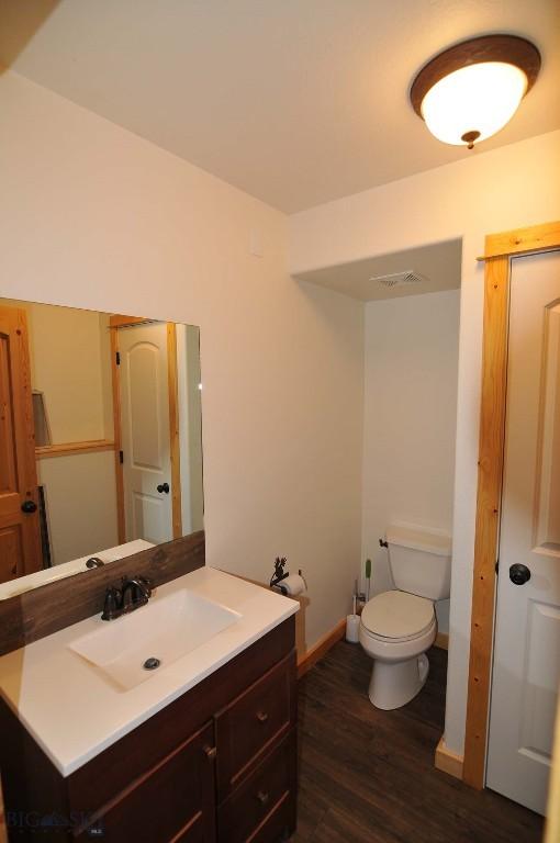 305 Lewis Ave, West Yellowstone, MT 59758 - photo 23