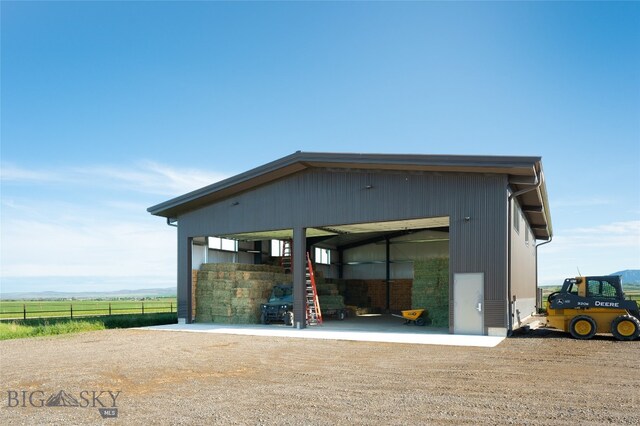 view of shed / structure