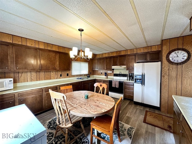 Listing photo 2 for 1001 Oregon St, Deer Lodge MT 59722