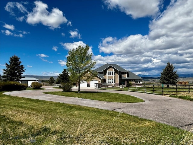 view of front of house with a front lawn