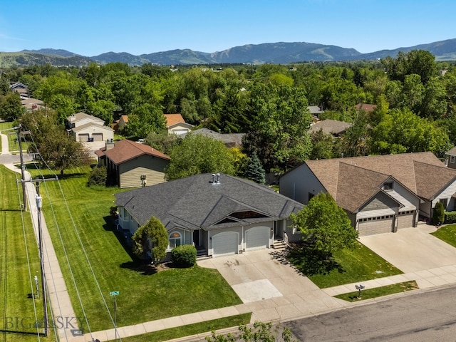 bird's eye view with a mountain view