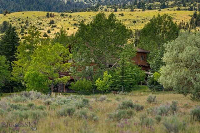 exterior space featuring a rural view