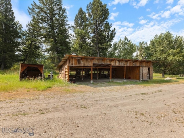 view of outbuilding