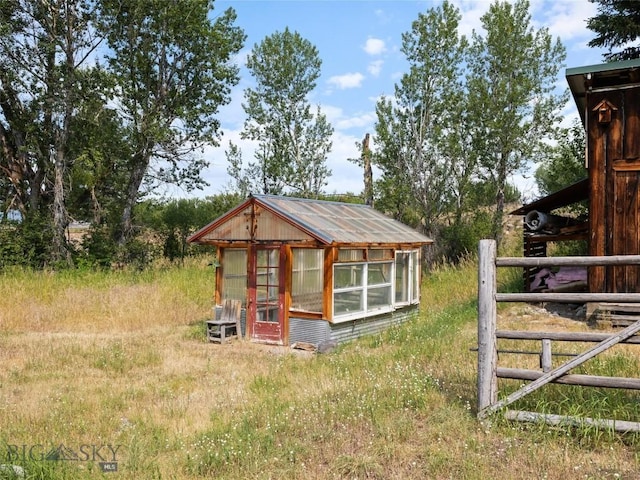 view of outdoor structure