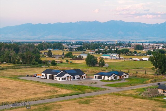 bird's eye view featuring a mountain view