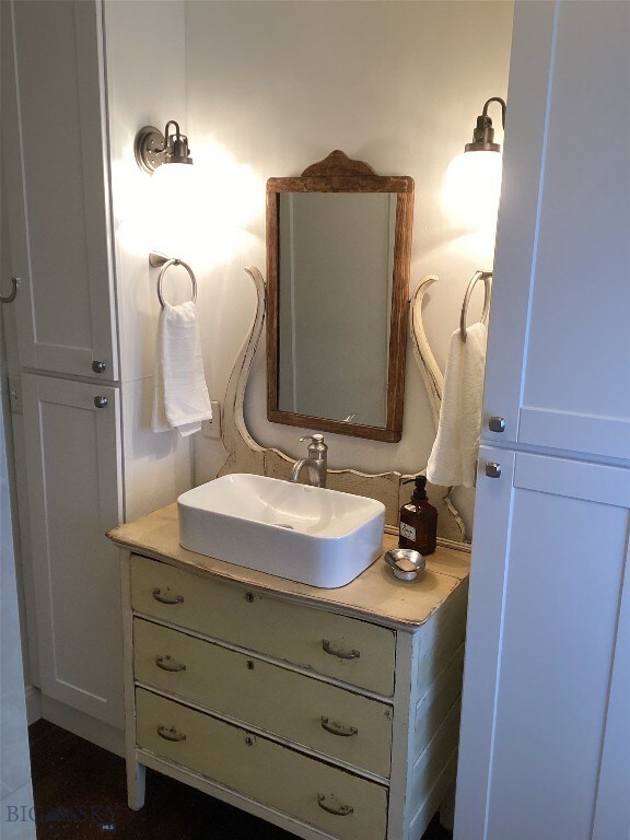 bathroom with vanity