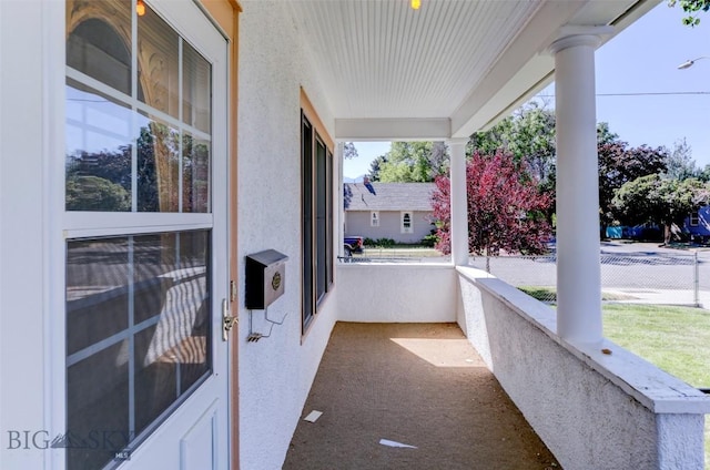 view of patio / terrace with covered porch