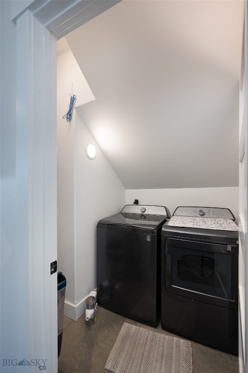 washroom with washer and clothes dryer