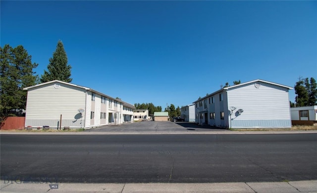 321/327 Gibbon Ave, West Yellowstone, MT 59758 - photo 1