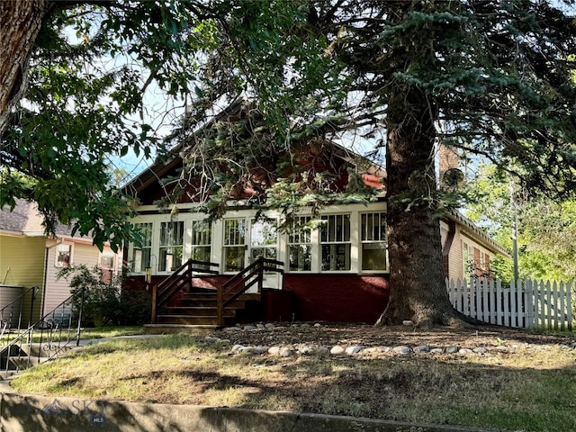 view of front facade