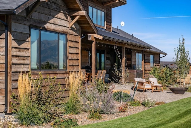 500 Stubbs Ln, Bozeman, MT 59718 - back of property with a patio area