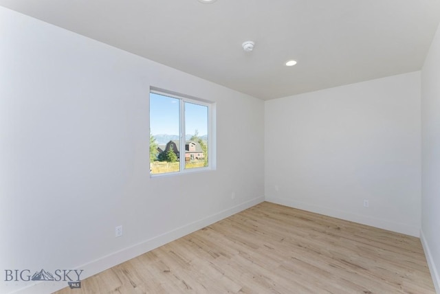 500 Stubbs Ln, Bozeman, MT 59718 - empty room featuring light wood-type flooring, recessed lighting, and a smoke detector