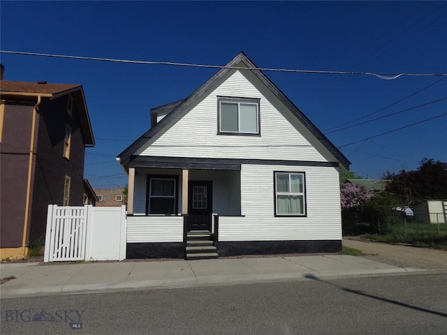 112 Washington St, Anaconda, MT 59711 - view of front of property featuring a porch