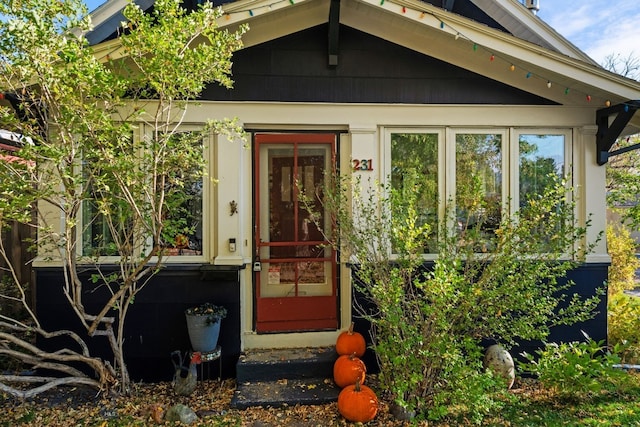 view of property entrance