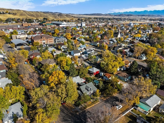 bird's eye view with a mountain view