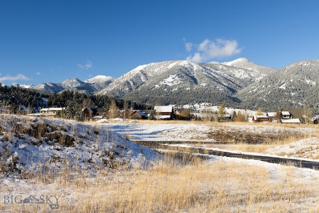 view of mountain feature