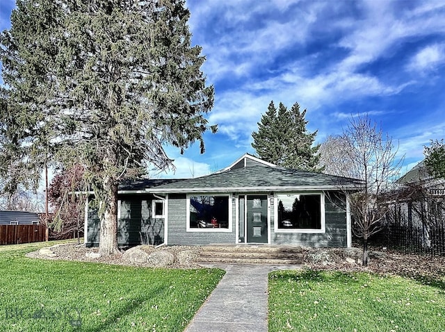 view of front of house with a front yard