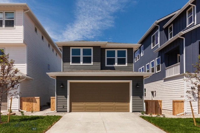 view of front facade featuring a garage