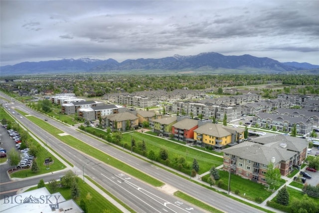 bird's eye view with a mountain view