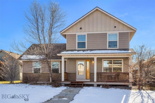 view of front of home featuring covered porch