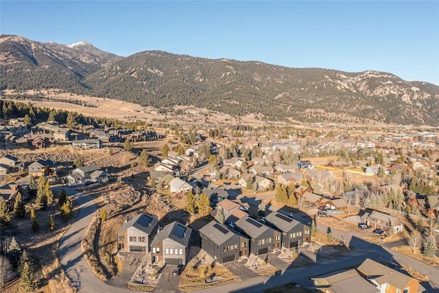 bird's eye view featuring a mountain view