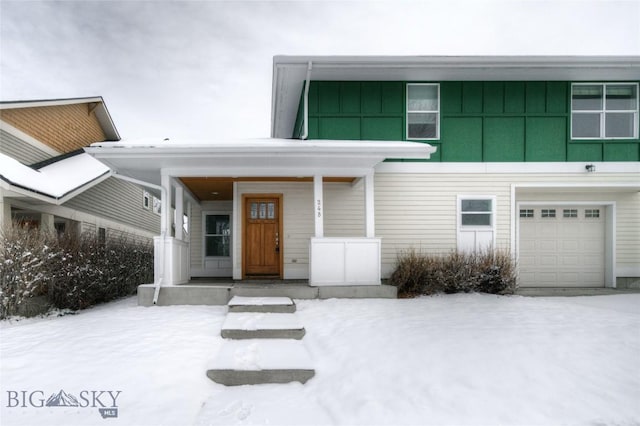 view of front of home with a garage