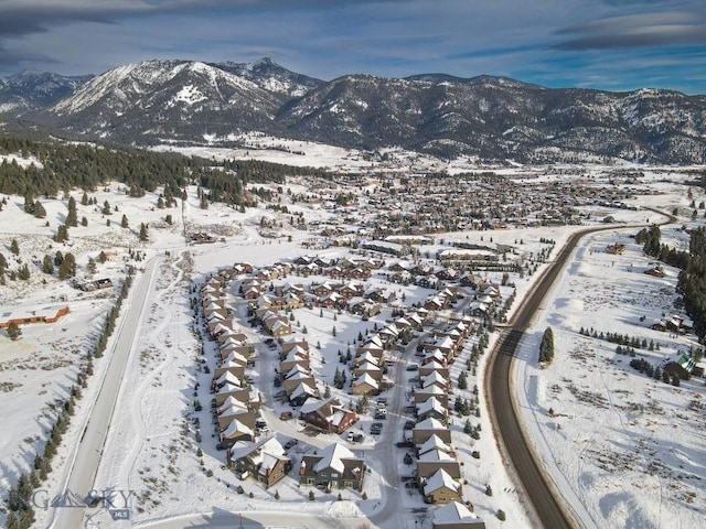 property view of mountains