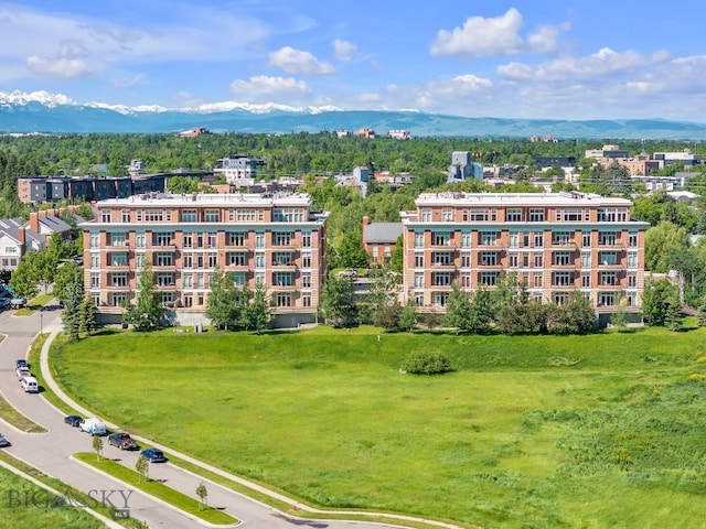 bird's eye view with a mountain view