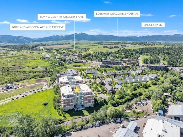 bird's eye view featuring a mountain view