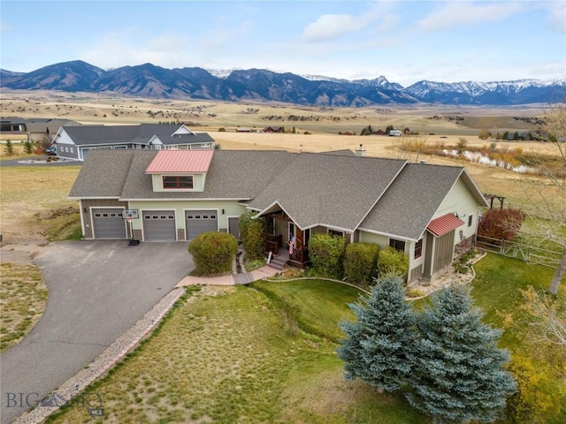 bird's eye view featuring a mountain view