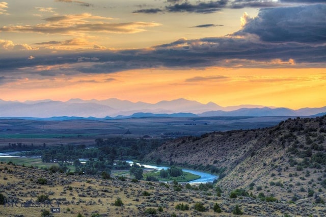1061 Lookabout Ln, Manhattan, MT 59741 - view of mountain backdrop
