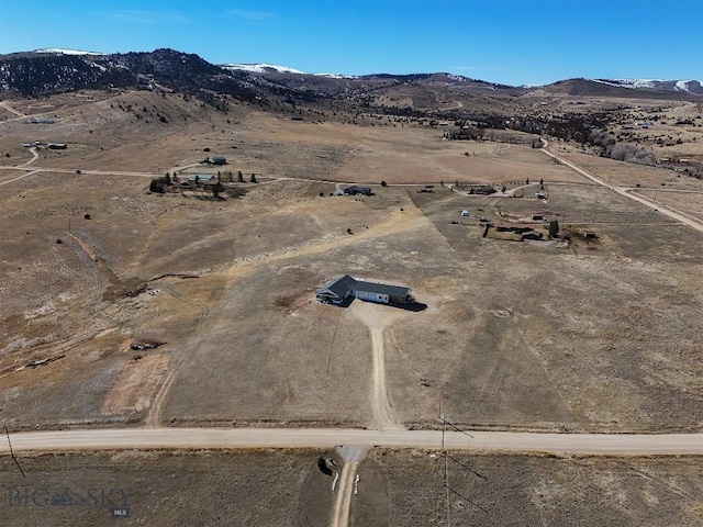 bird's eye view featuring a mountain view