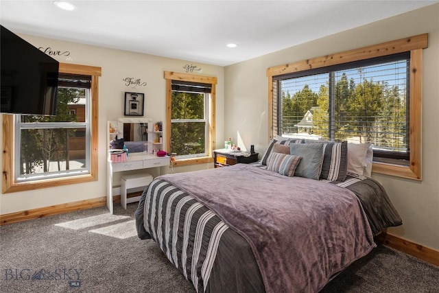 view of carpeted bedroom