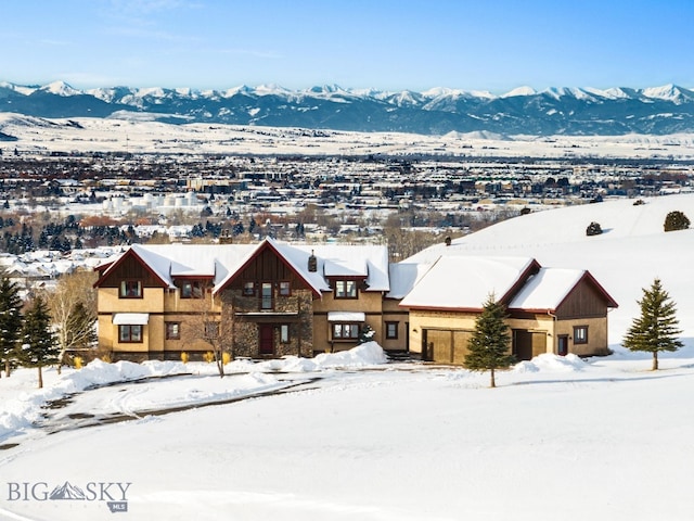 exterior space with a mountain view