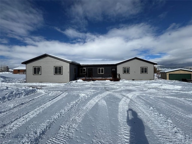 view of front of house