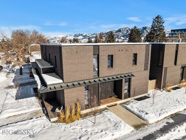 exterior space with a mountain view