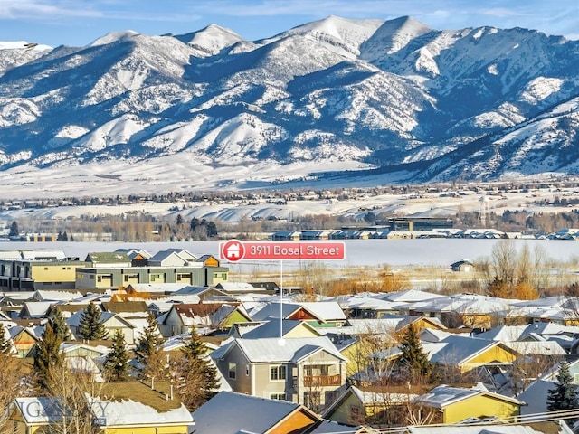 property view of mountains