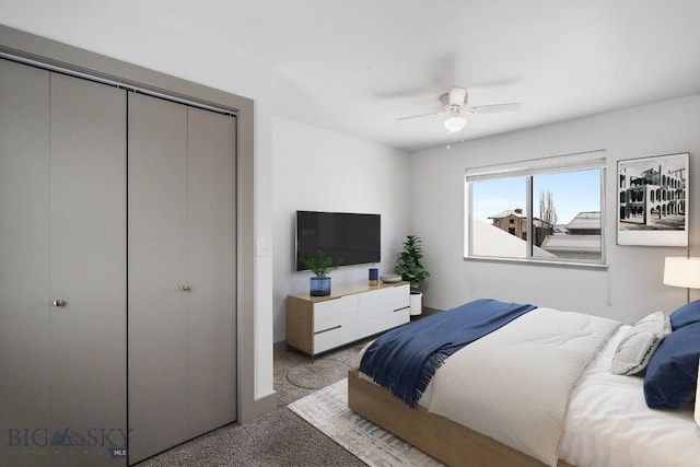 bedroom featuring ceiling fan, light colored carpet, and a closet