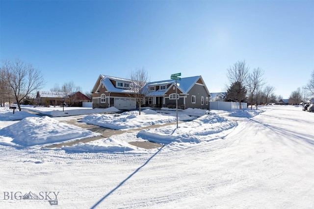 view of front of property