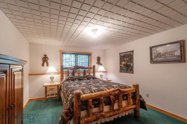 bedroom featuring carpet floors