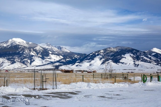 property view of mountains featuring a rural view