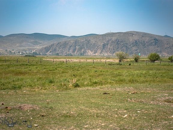 Listing photo 3 for LOT6 Lincoln Dr, Dillon MT 59725