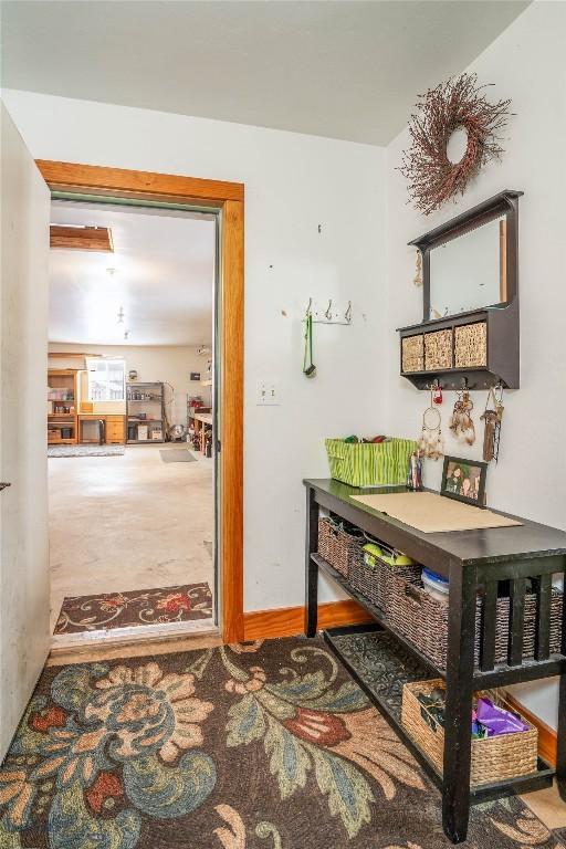 2225 Stagecoach Trail Rd, Manhattan, MT 59741 - view of hallway