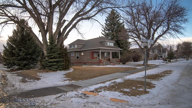 view of front of property