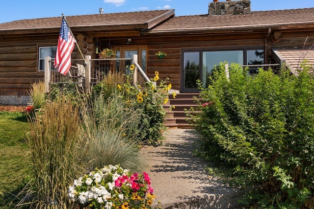 view of front of property