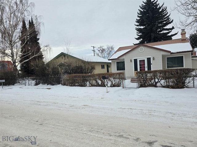 view of front of home